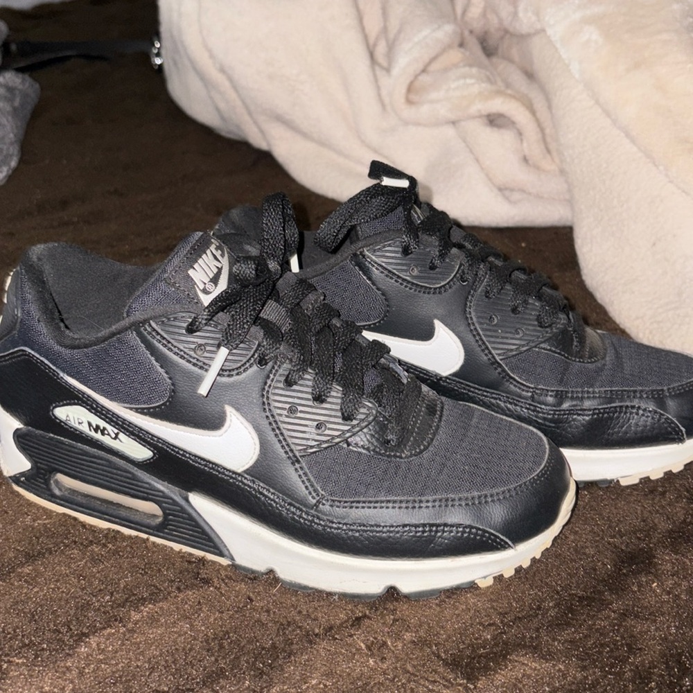 Nike Air Max Black and White Sneakers